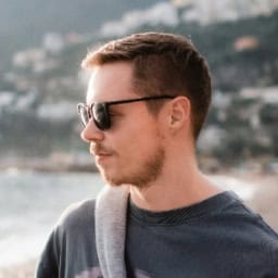 Home Testimonial Skip 02